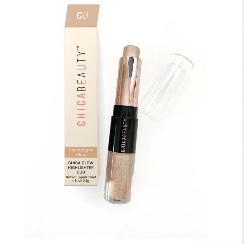 NWT Chica Beauty Highlighter Duo in shade Champagne Glow